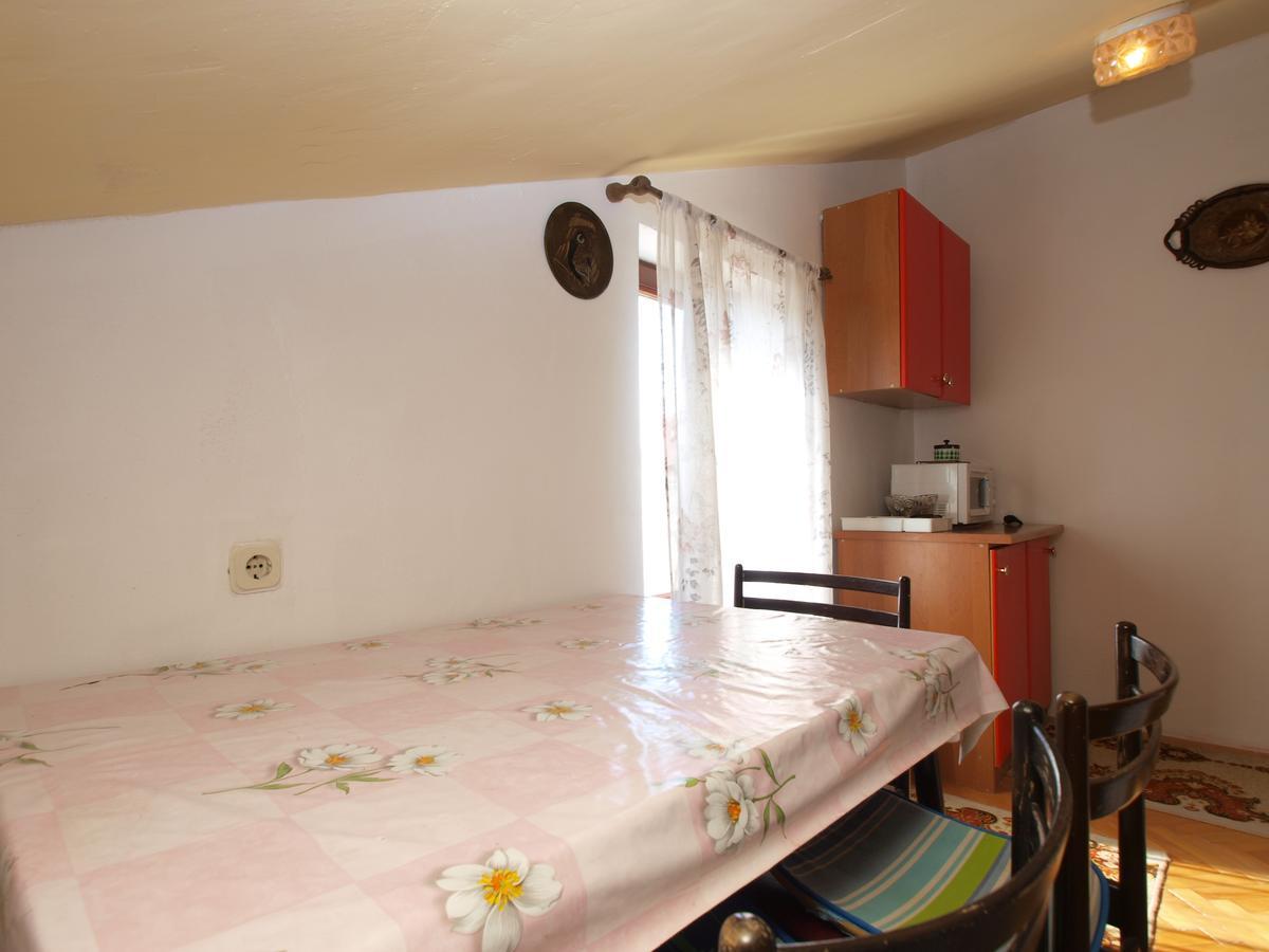 Apartments Slavica 382 Pula Buitenkant foto