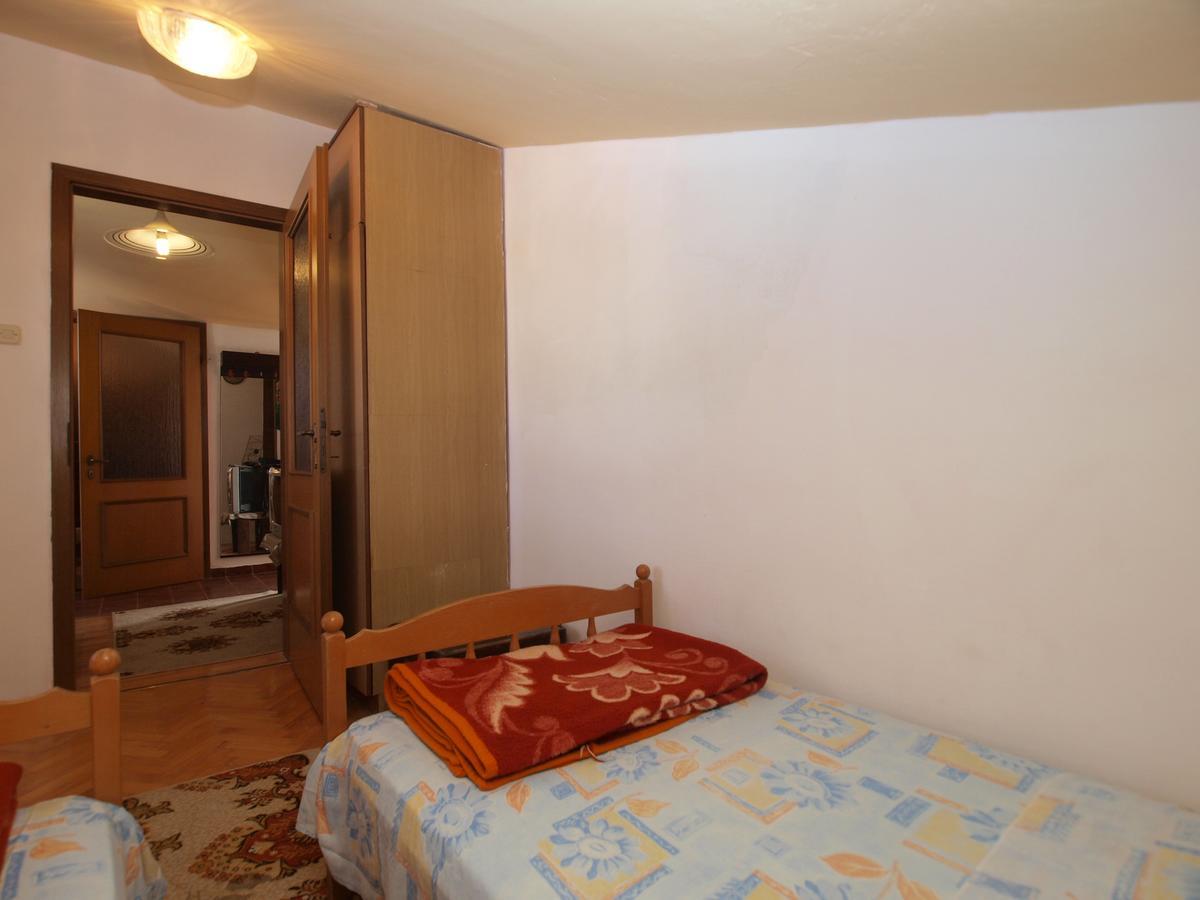Apartments Slavica 382 Pula Buitenkant foto
